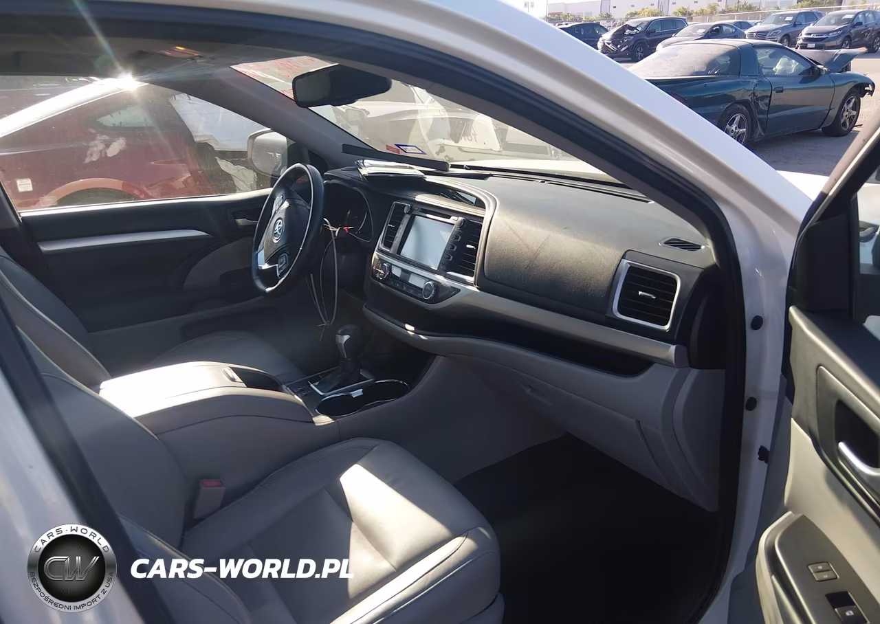 2015 Toyota Highlander Xle V6 VIN:5TDJKRFH9FS073437 - 5