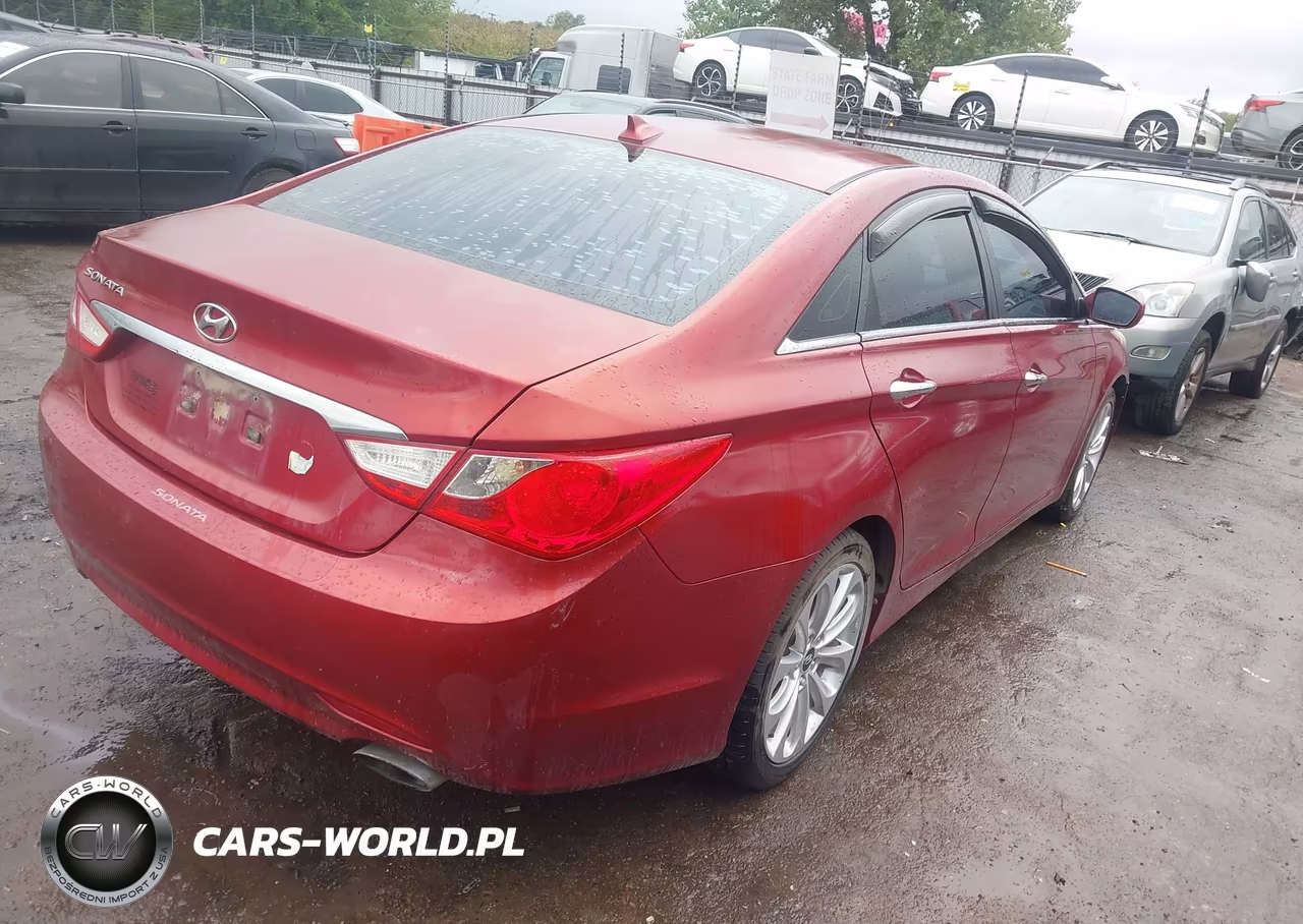 2013 Hyundai Sonata Se VIN:5NPEC4AC0DH726396 - 4