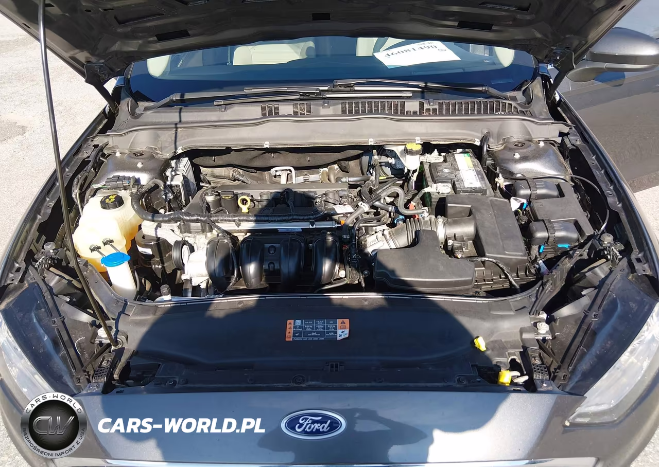 2020 Ford Fusion S VIN:3FA6P0G78LR196725 - 10