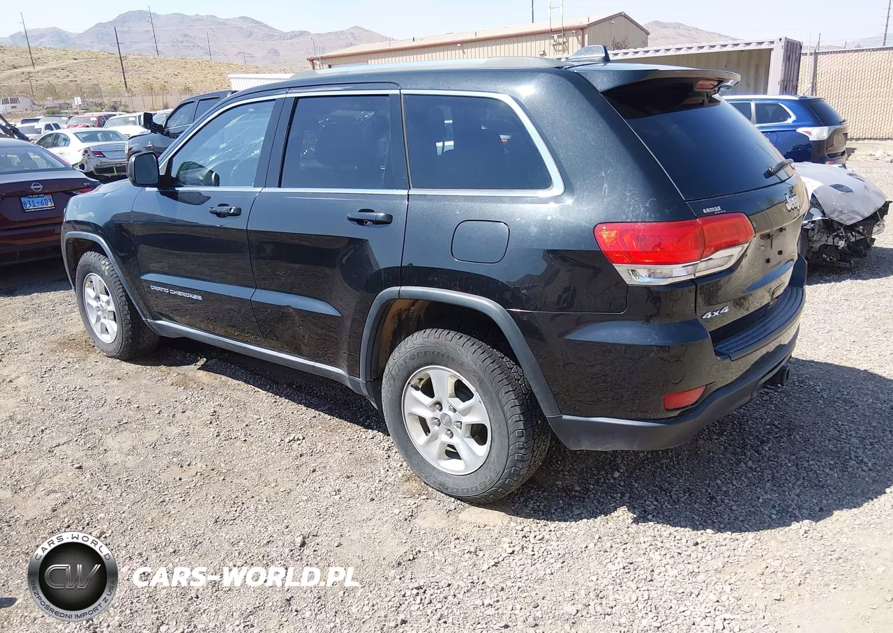 2014 Jeep Grand Cherokee Laredo VIN:1C4RJFAG8EC144467 - 3