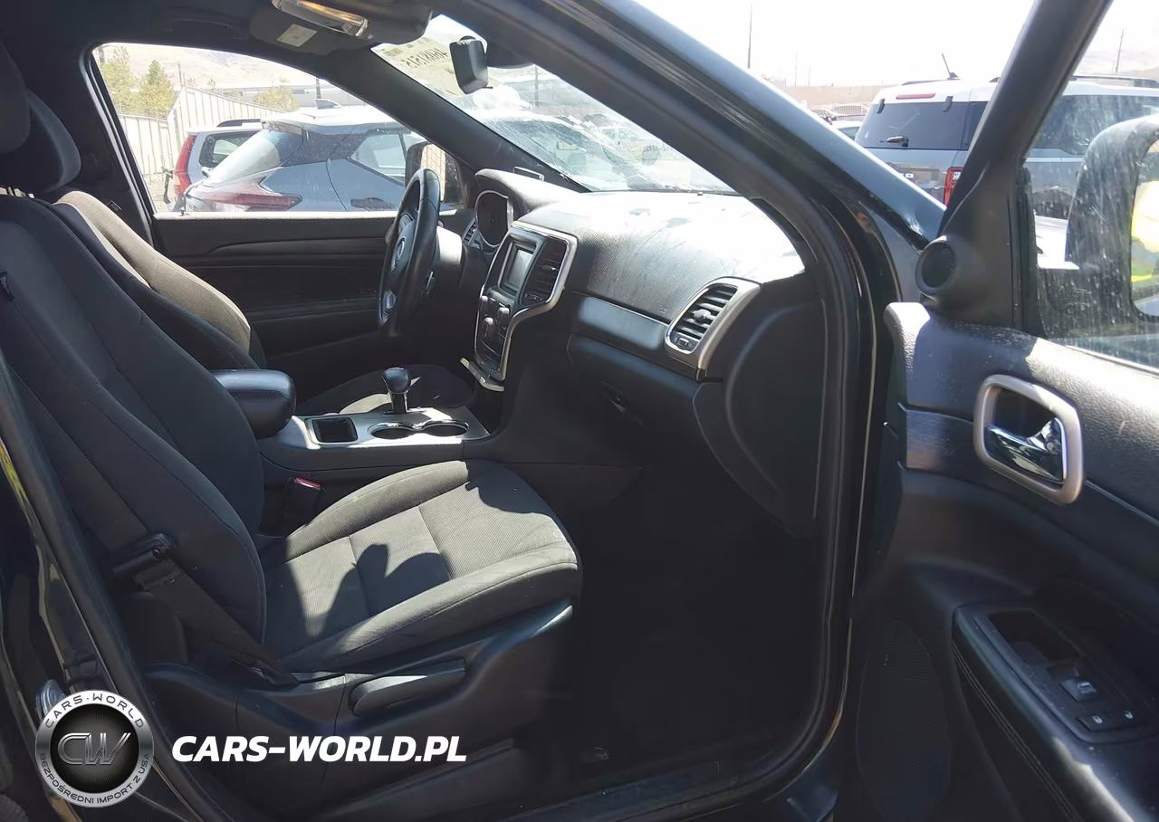 2014 Jeep Grand Cherokee Laredo VIN:1C4RJFAG8EC144467 - 5