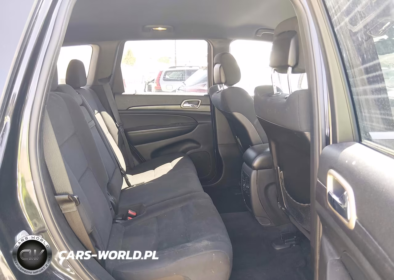 2014 Jeep Grand Cherokee Laredo VIN:1C4RJFAG8EC144467 - 8