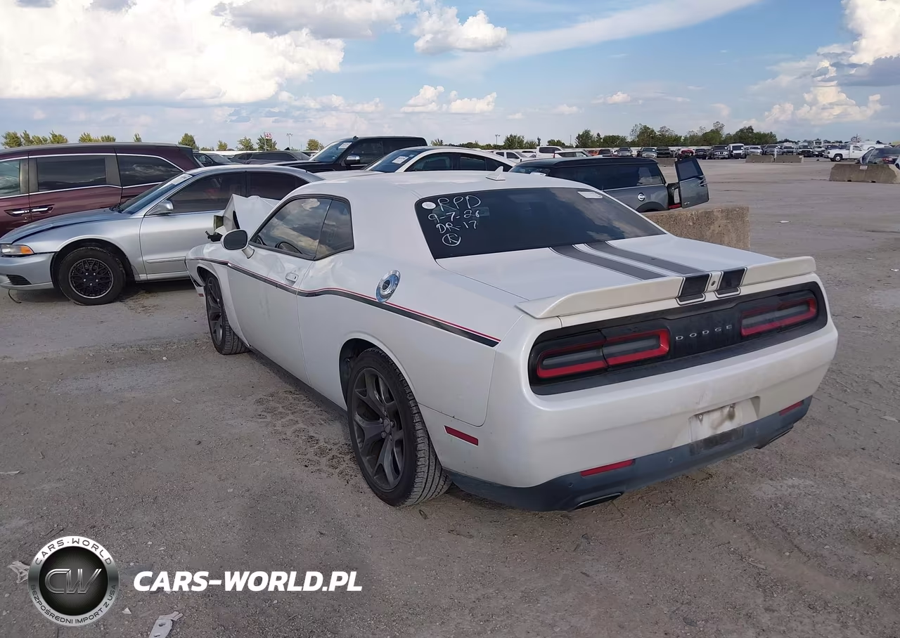 2015 Dodge Challenger Sxt Plus VIN:2C3CDZBG1FH789400 - 3
