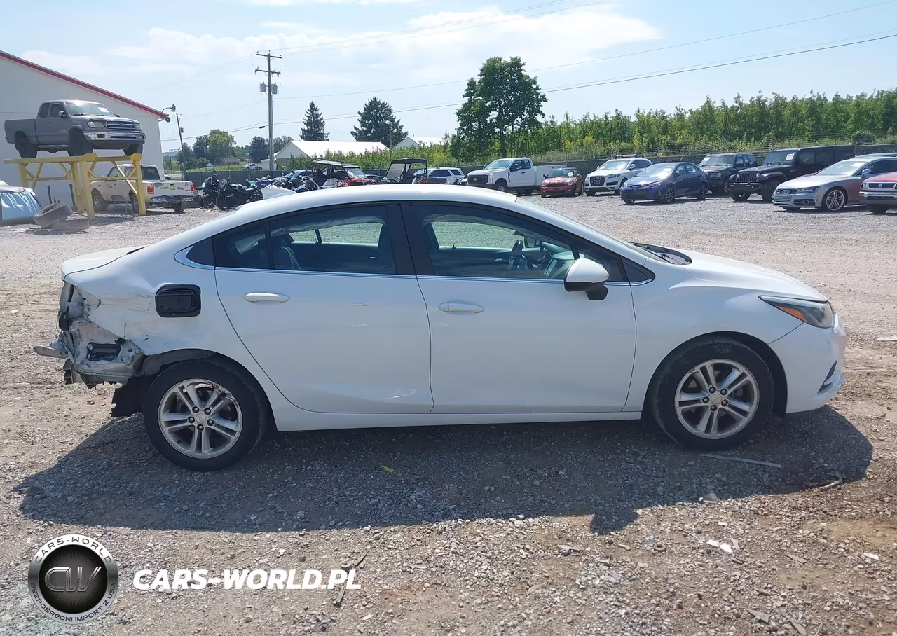 2017 Chevrolet Cruze Lt Auto VIN:1G1BE5SM5H7163150 - 14