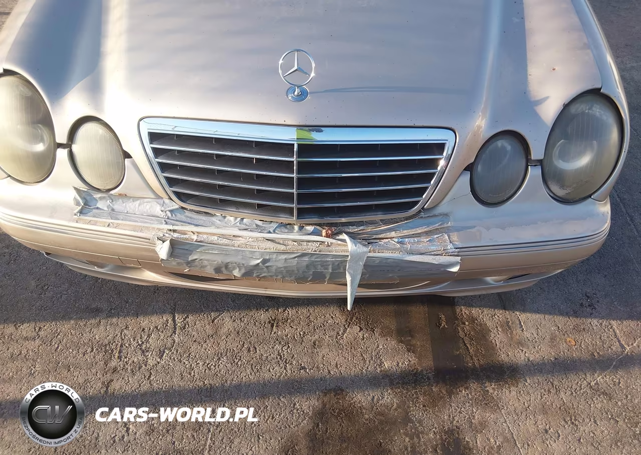 2000 Mercedes-Benz E 320 VIN:WDBJF65J5YB031508 - 6