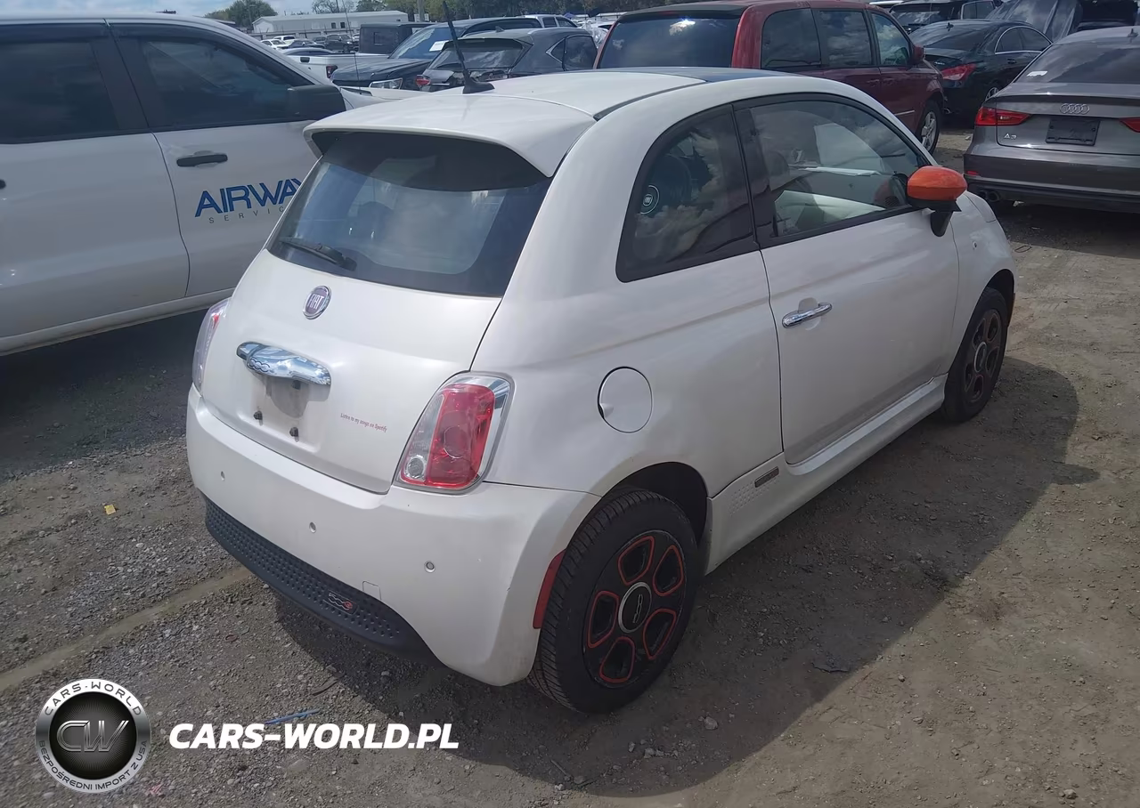 2014 Fiat 500E Battery Electric VIN:3C3CFFGE0ET173046 - 4