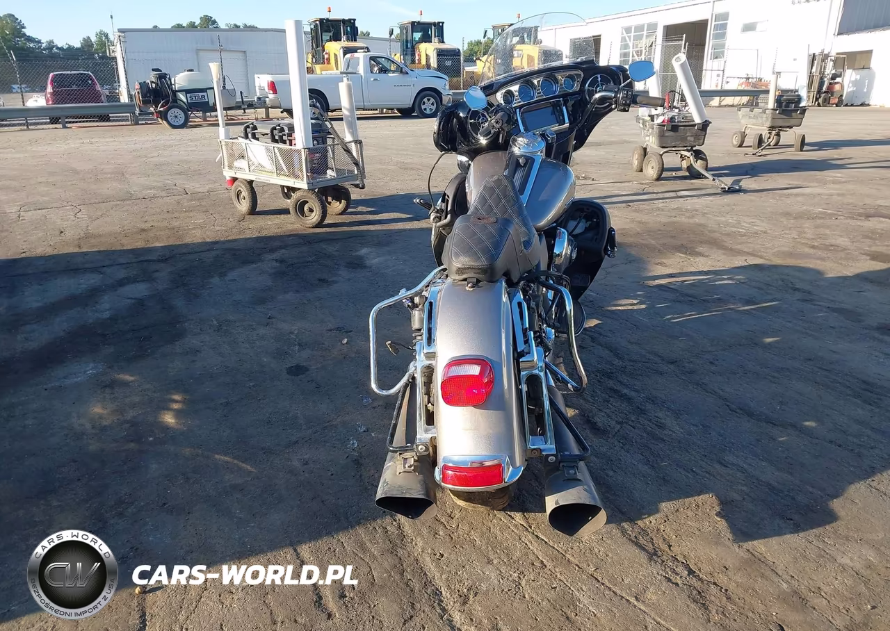 2016 Harley-Davidson Flhtk Ultra Limited VIN:1HD1KEL14GB688906 - 6