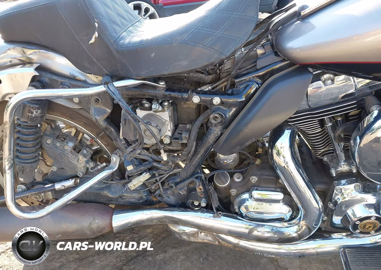 2016 Harley-Davidson Flhtk Ultra Limited VIN:1HD1KEL14GB688906 - 8