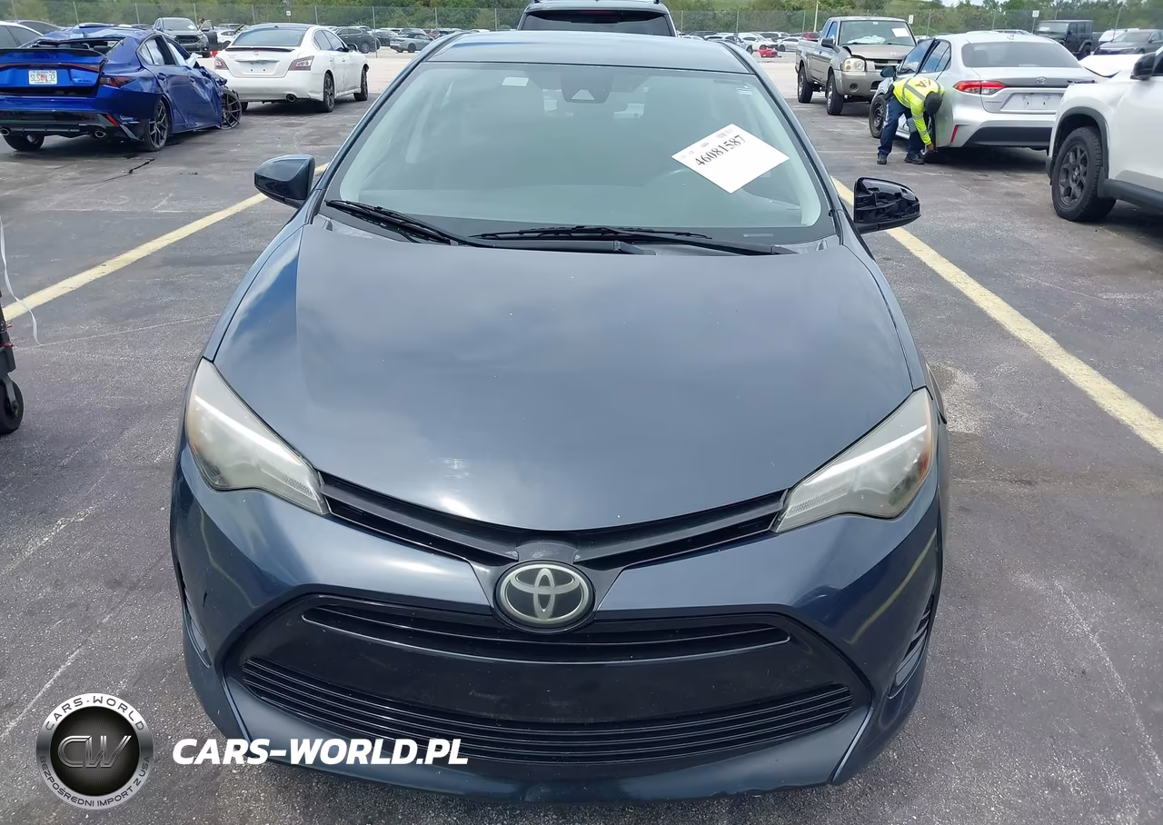 2017 Toyota Corolla Le VIN:2T1BURHE5HC831268 - 12