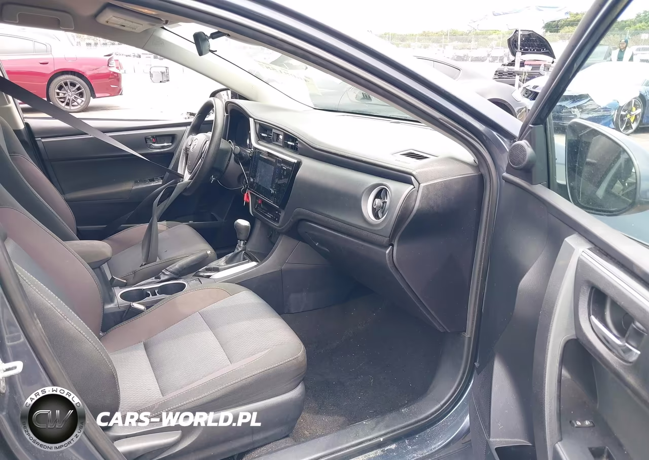 2017 Toyota Corolla Le VIN:2T1BURHE5HC831268 - 5