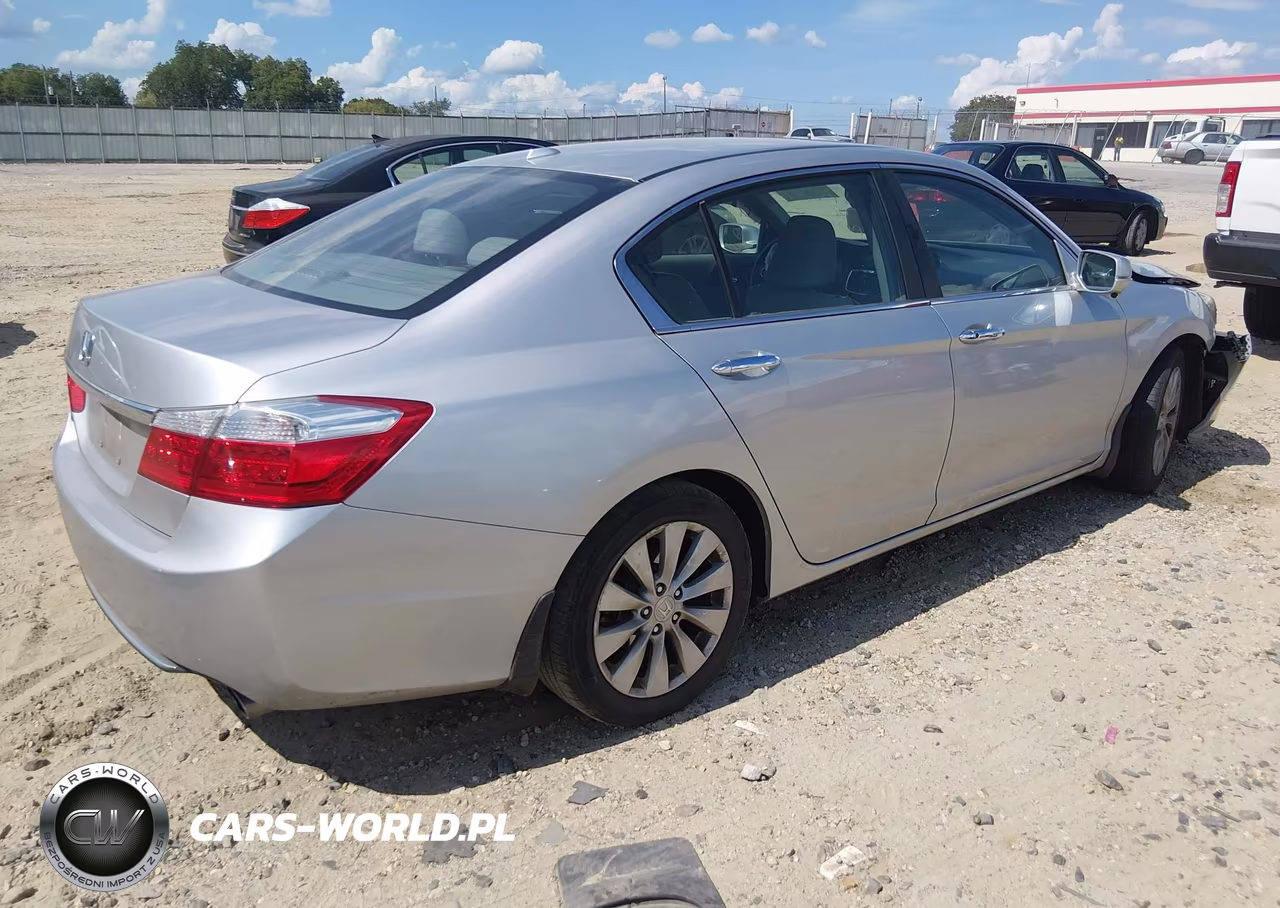 2013 Honda Accord Ex-L VIN:1HGCR2F8XDA036582 - 4