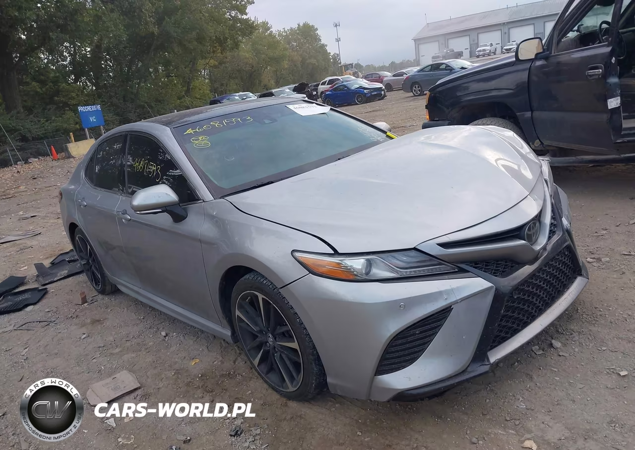 2018 Toyota Camry Xse – zdjęcie 1 z 17