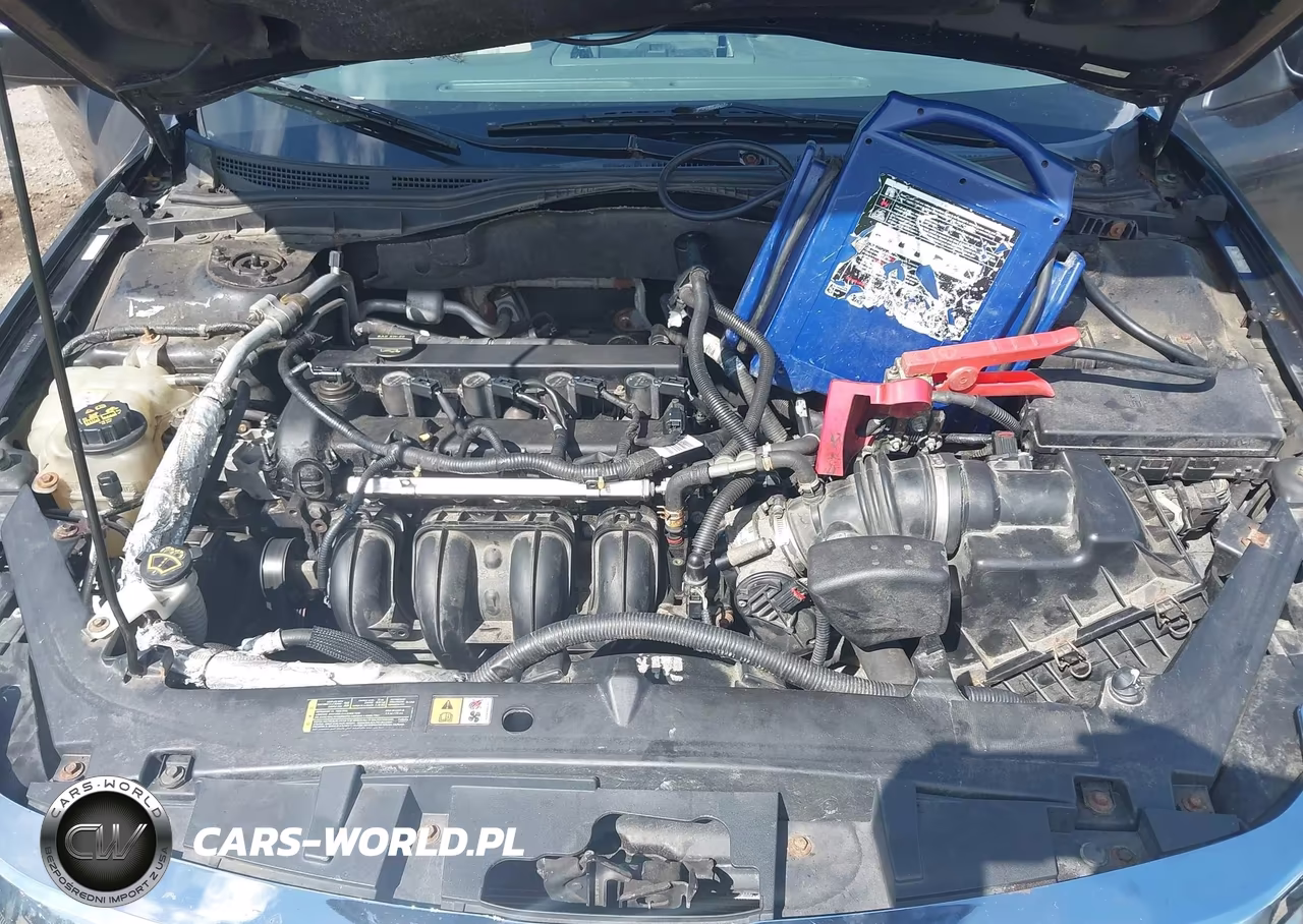 2010 Ford Fusion S VIN:3FAHP0GA7AR334790 - 10