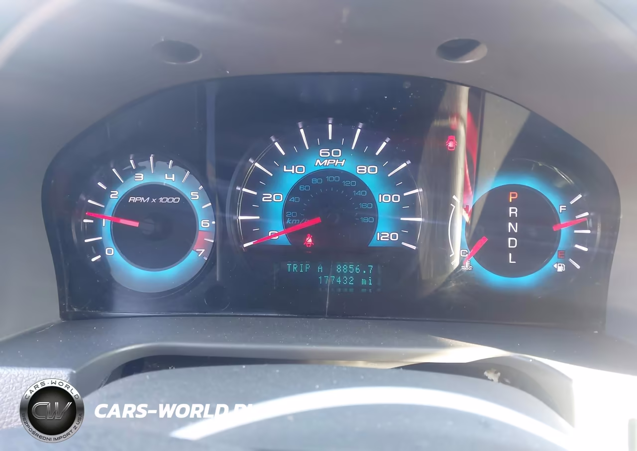 2010 Ford Fusion S VIN:3FAHP0GA7AR334790 - 7