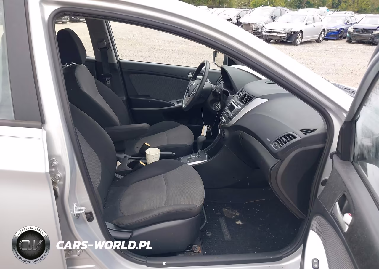 2014 Hyundai Accent Gs VIN:KMHCT5AE9EU181235 - 5