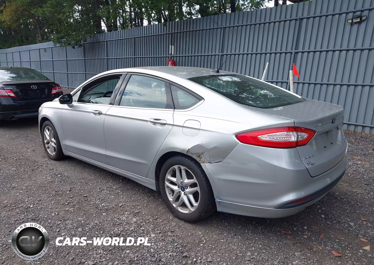 2014 Ford Fusion Se VIN:1FA6P0HDXE5361863 - 3