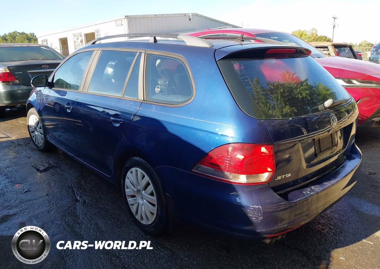 2011 Volkswagen Jetta Sportwagen 2.5L S VIN:3VWPZ7AJ0BM687563 - 3
