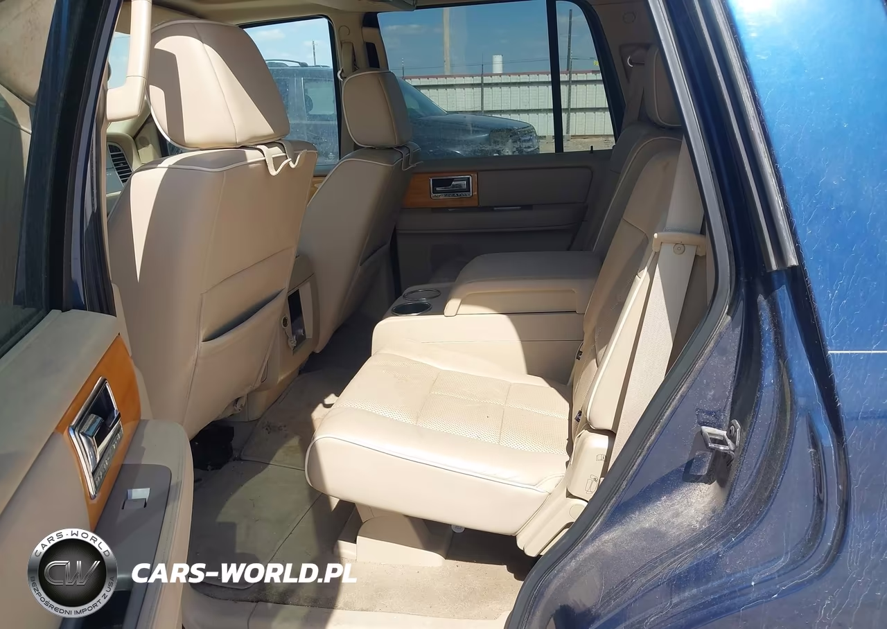 2007 Lincoln Navigator Ultimate VIN:5LMFU28507LJ19906 - 8
