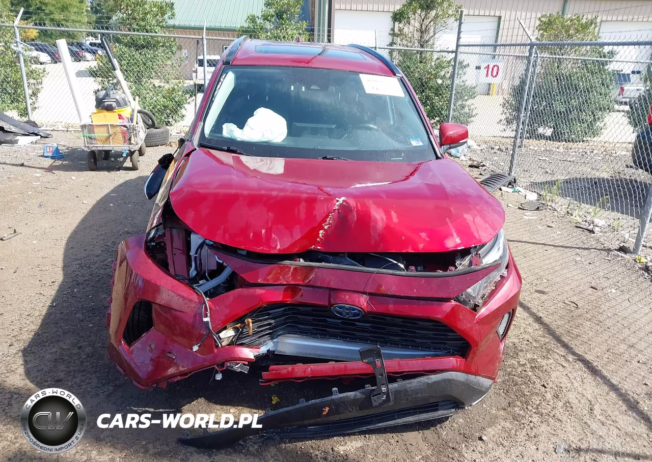 2022 Toyota Rav4 Hybrid Xle VIN:2T3RWRFV6NW130784 - 13