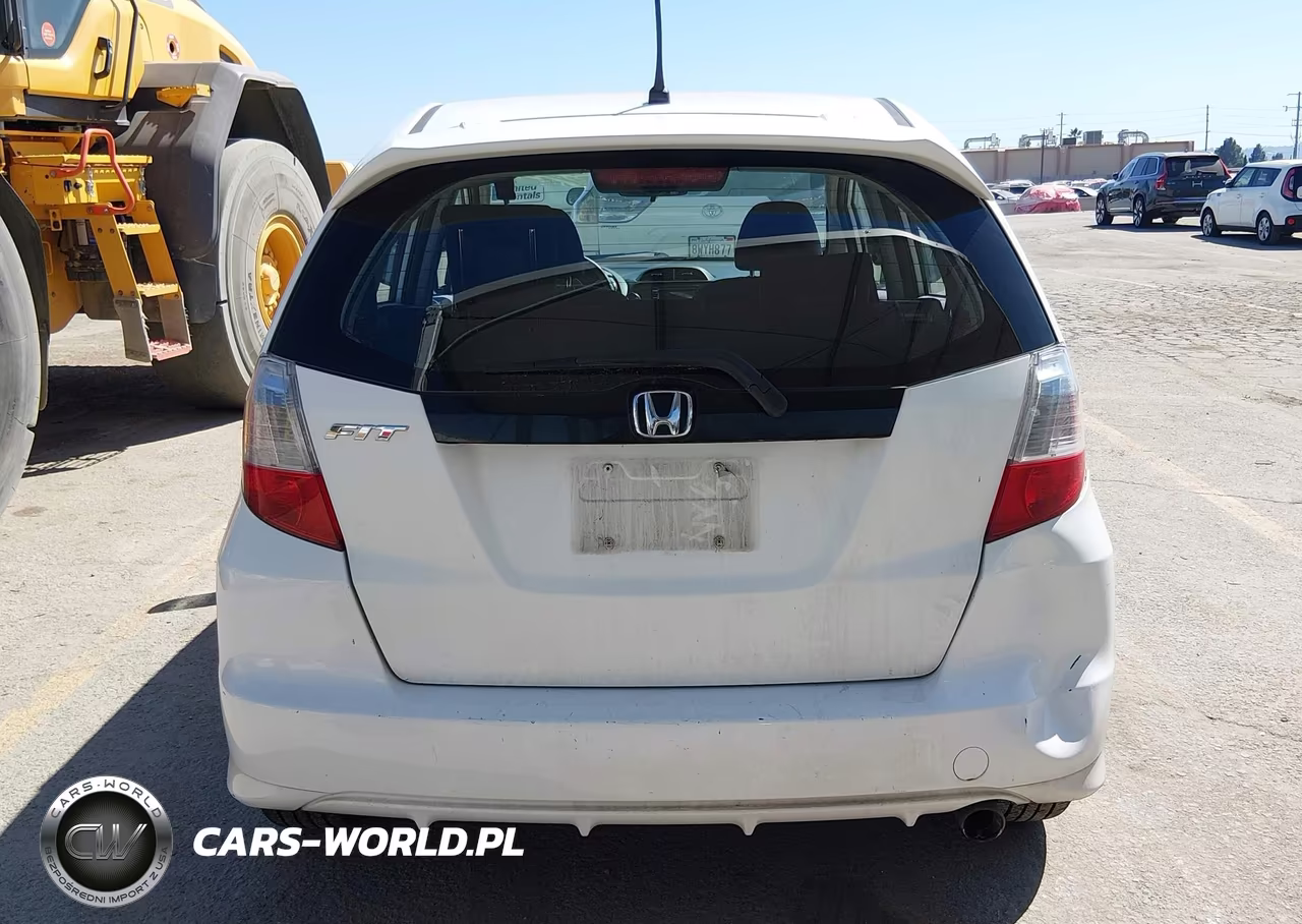 2012 Honda Fit Sport VIN:JHMGE8H60CC014022 - 16