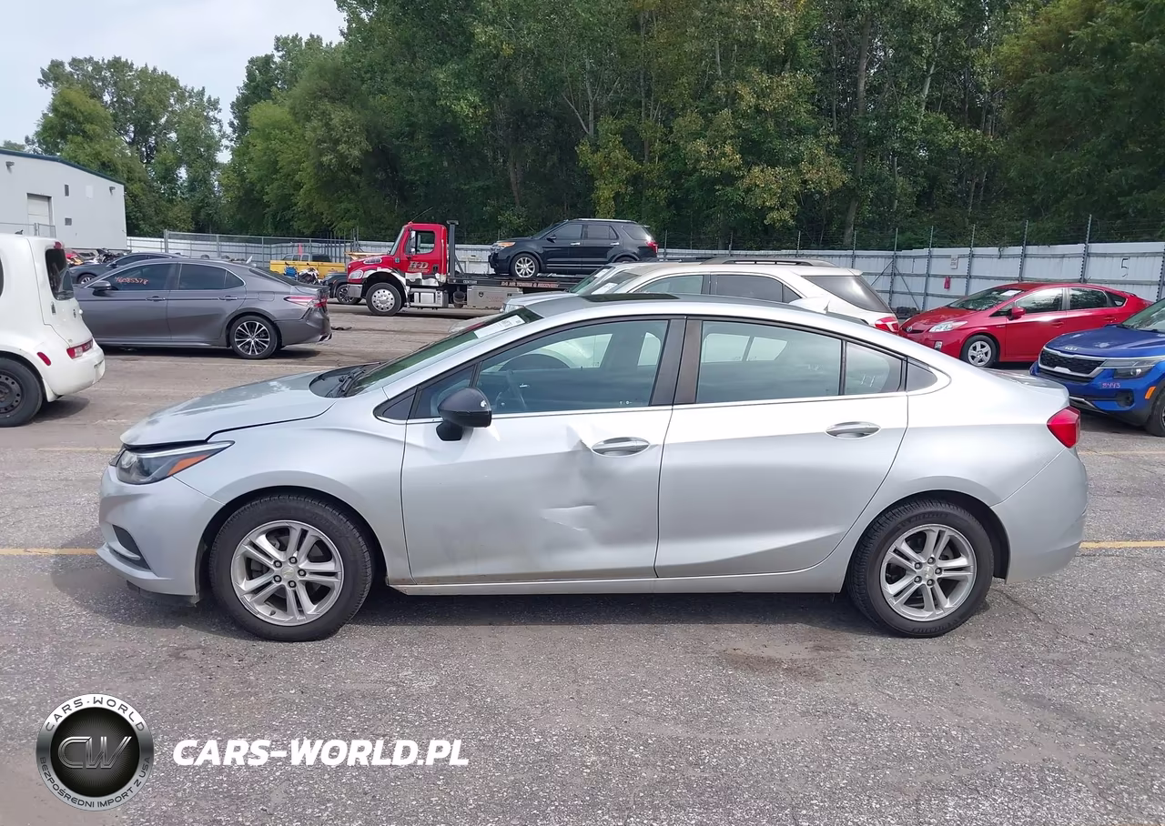 2018 Chevrolet Cruze Lt Auto VIN:1G1BE5SM0J7125606 - 14
