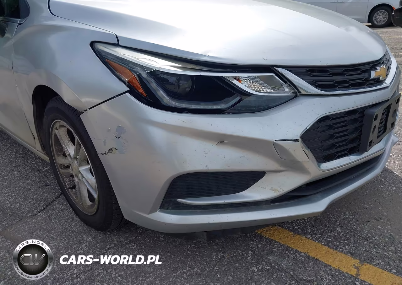 2018 Chevrolet Cruze Lt Auto VIN:1G1BE5SM0J7125606 - 17