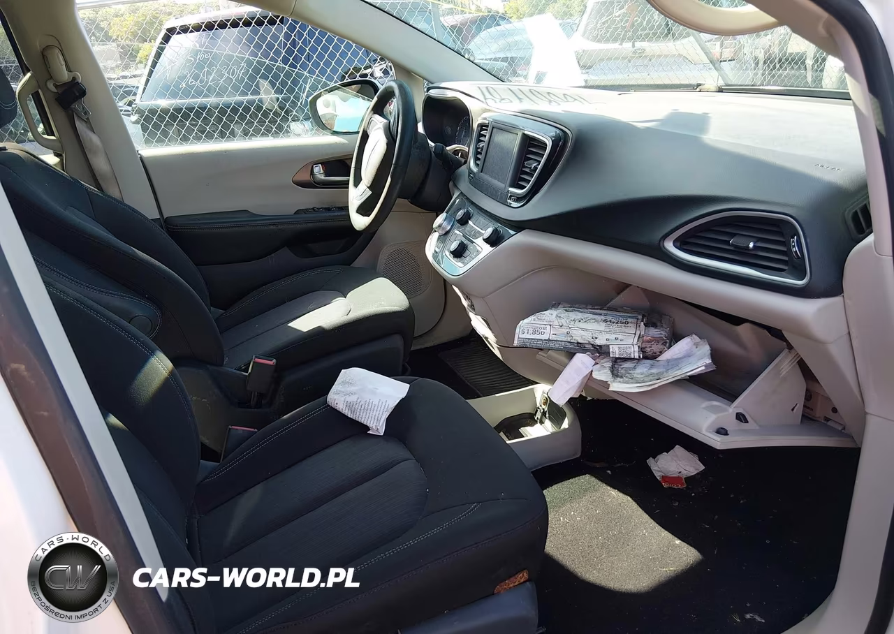 2020 Chrysler Voyager L VIN:2C4RC1AG5LR249209 - 5