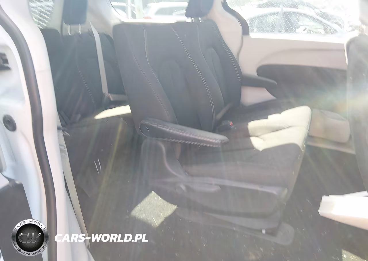 2020 Chrysler Voyager L VIN:2C4RC1AG5LR249209 - 8