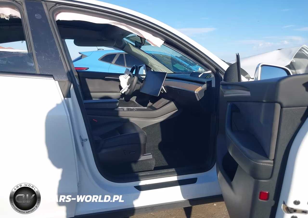 2023 Tesla Model Y Performance Dual Motor All-Wheel Drive VIN:7SAYGDEF0PF659522 - 5