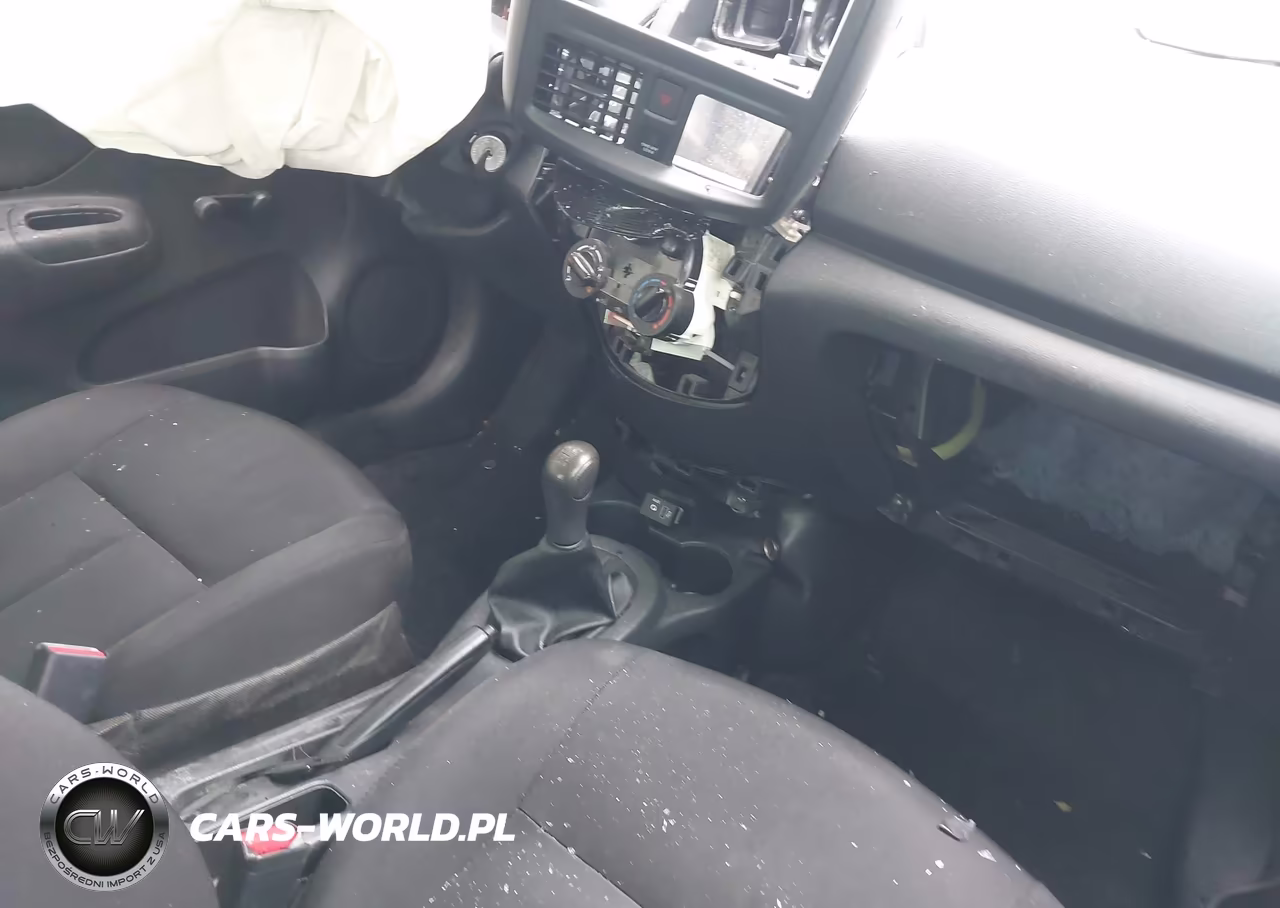 2019 Nissan Versa 1.6 S VIN:3N1CN7AP0KL846592 - 5