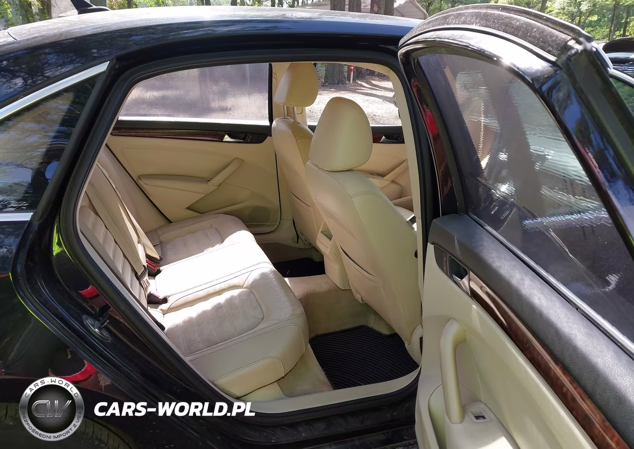 2012 Volkswagen Passat 3.6L V6 Sel Premium VIN:1VWCM7A35CC009442 - 8
