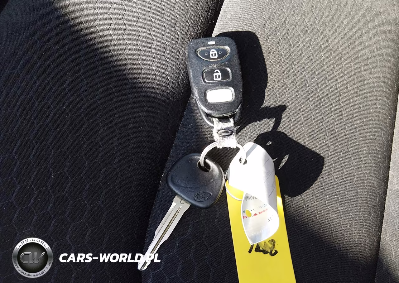2019 Hyundai Elantra Se VIN:KMHD74LF9KU850012 - 11