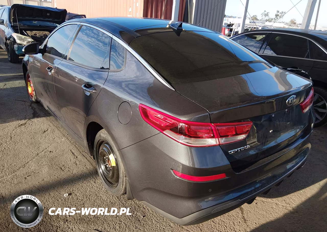 2019 Kia Optima Lx VIN:5XXGT4L31KG307181 - 3
