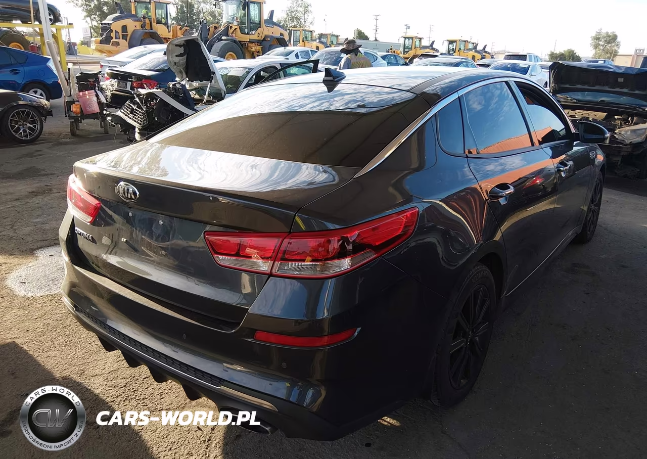 2019 Kia Optima Lx VIN:5XXGT4L31KG307181 - 4