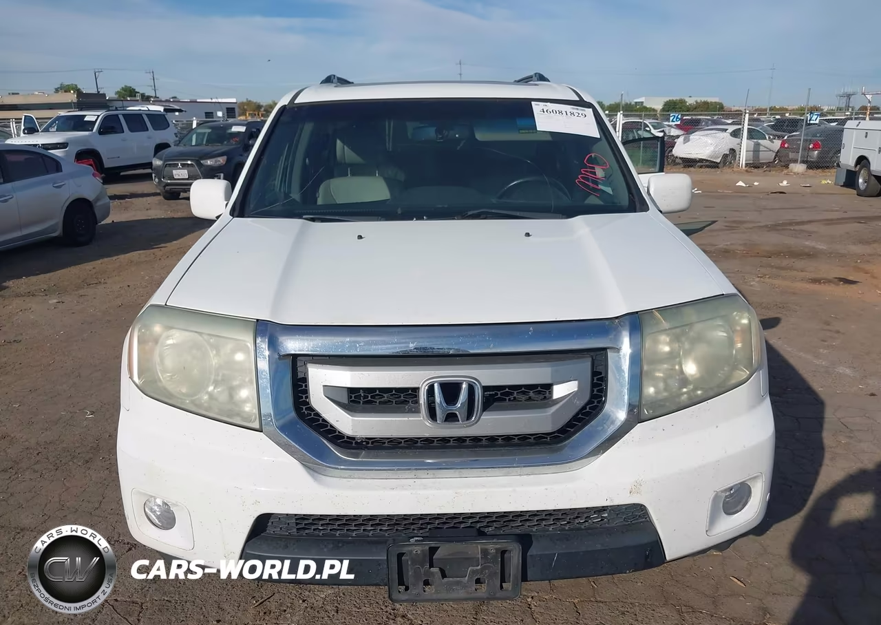 2010 Honda Pilot Touring VIN:5FNYF3H95AB008877 - 6