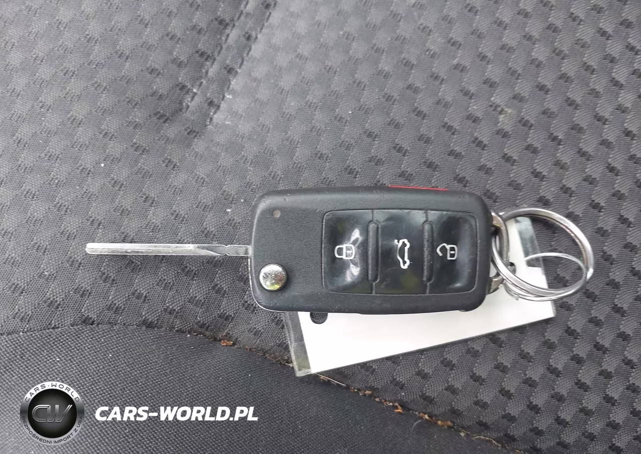2012 Volkswagen Jetta 2.0L S VIN:3VW2K7AJ3CM336923 - 11