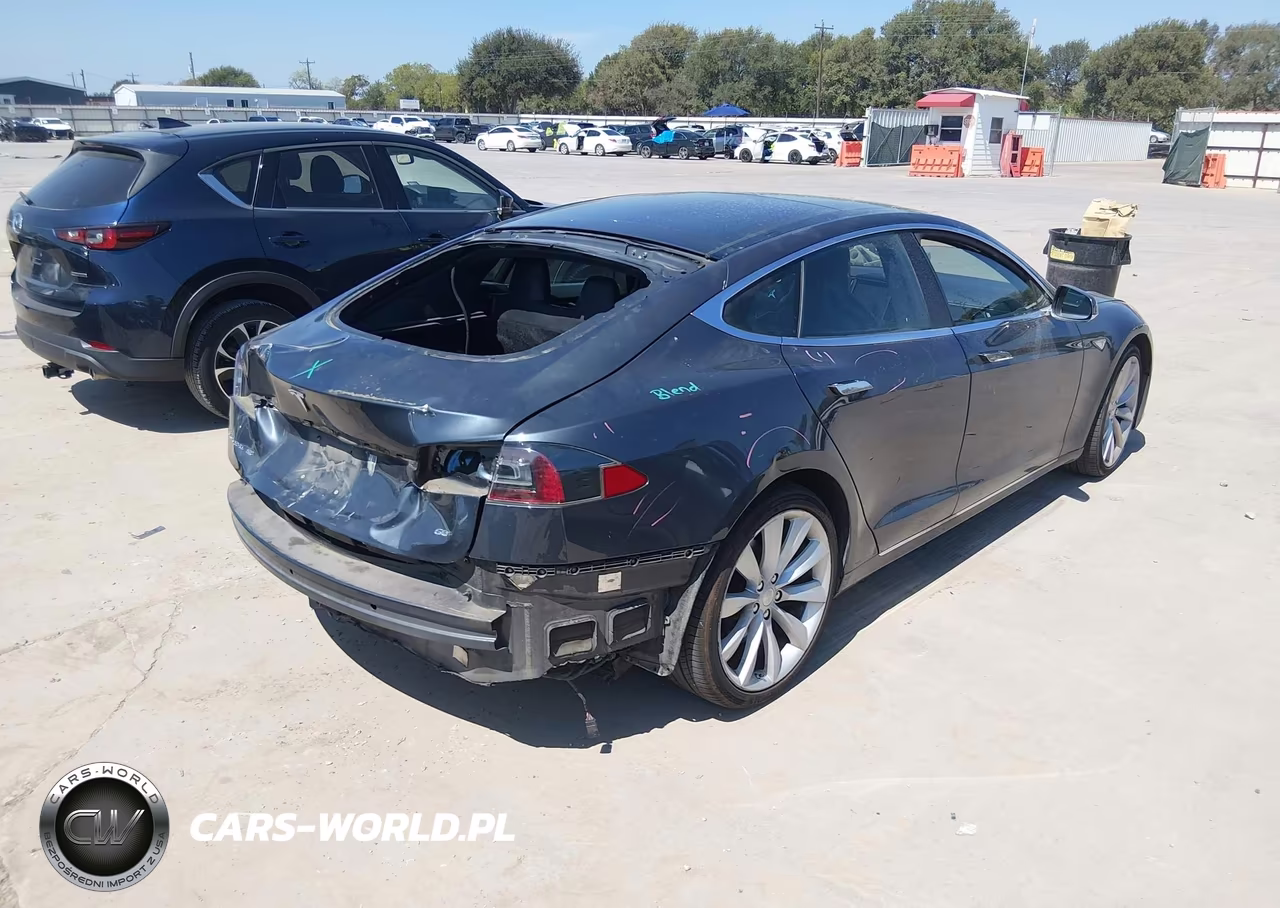 2016 Tesla Model S 60-70-75-85 VIN:5YJSA1E19GF161522 - 4