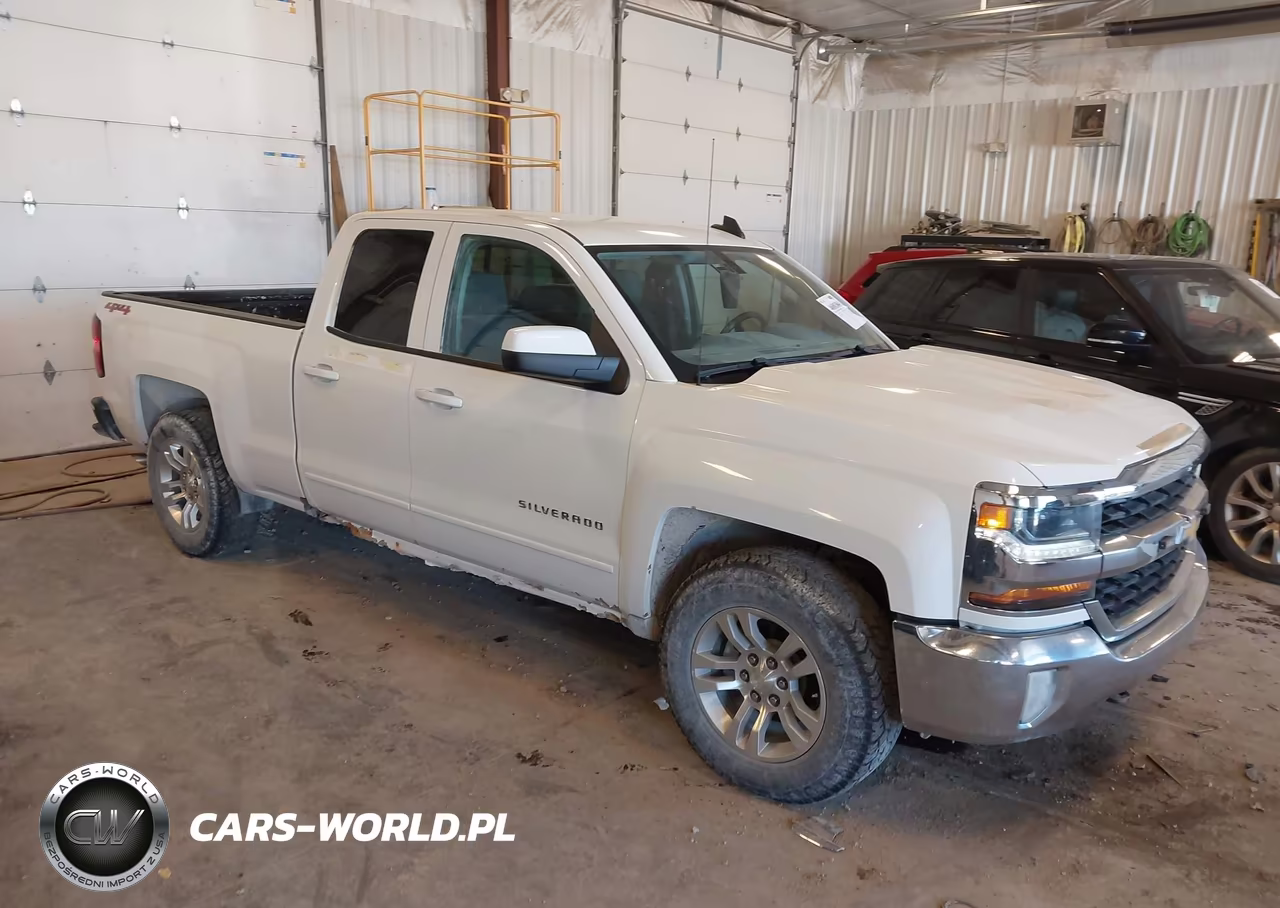 2017 Chevrolet Silverado 1500 1Lt – zdjęcie 1 z 16