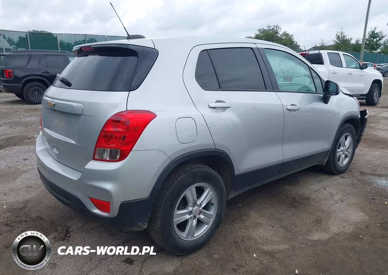 2020 Chevrolet Trax Fwd Ls VIN:KL7CJKSB6LB314603 - 4