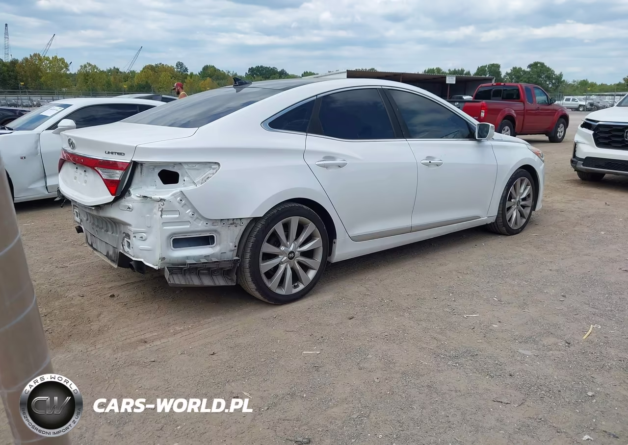 2016 Hyundai Azera Limited VIN:KMHFH4JG8GA509128 - 4