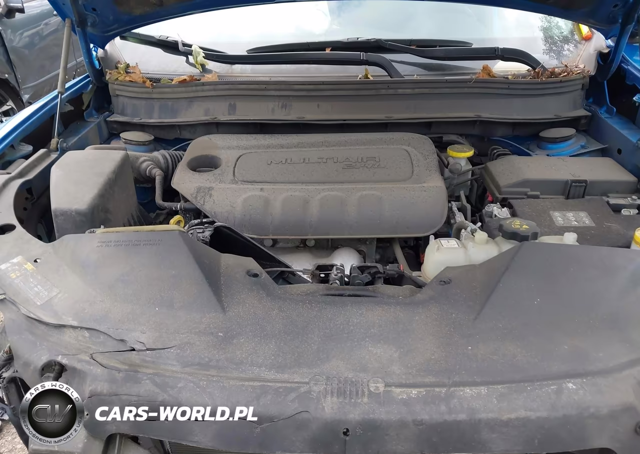 2023 Jeep Cherokee Altitude Lux 4X4 VIN:1C4PJMMB4PD112687 - 10