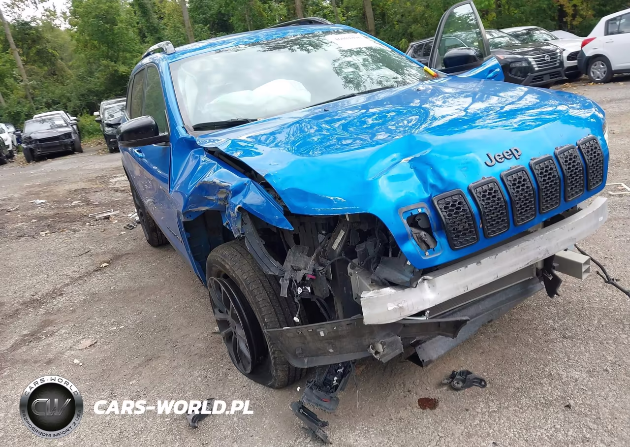 2023 Jeep Cherokee Altitude Lux 4X4 VIN:1C4PJMMB4PD112687 - 6