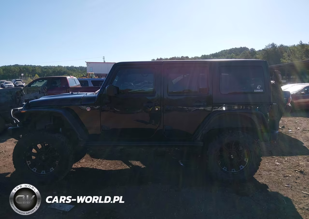 2017 Jeep Wrangler Unlimited Rubicon Hard Rock 4X4 VIN:1C4BJWFG0HL574749 - 14