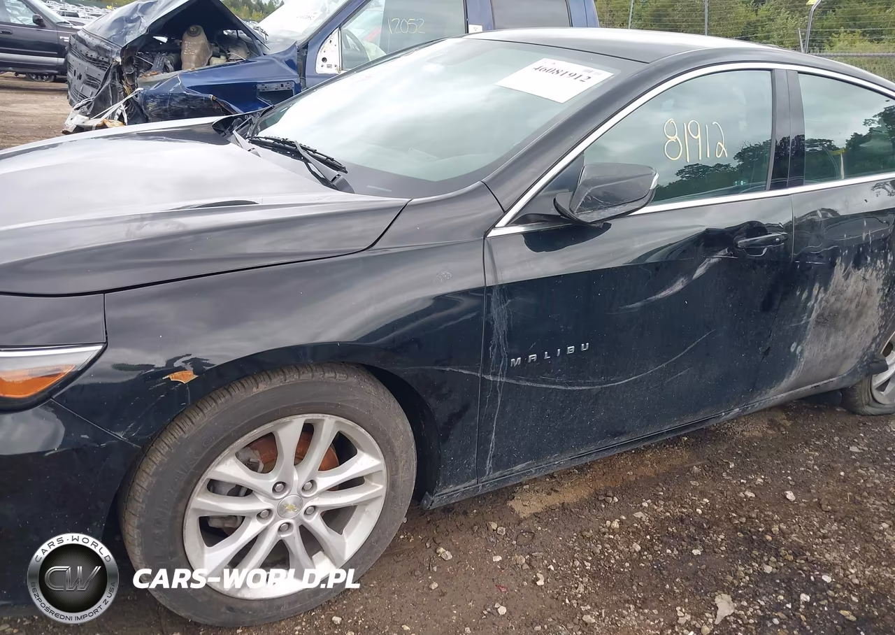 2018 Chevrolet Malibu Lt VIN:1G1ZD5ST2JF136069 - 17