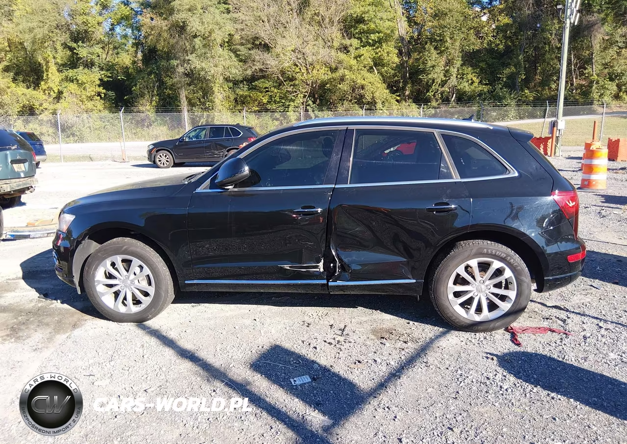 2015 Audi Q5 Premium Quattro 2.0T Premium VIN:WA1CFAFP4FA060415 - 14