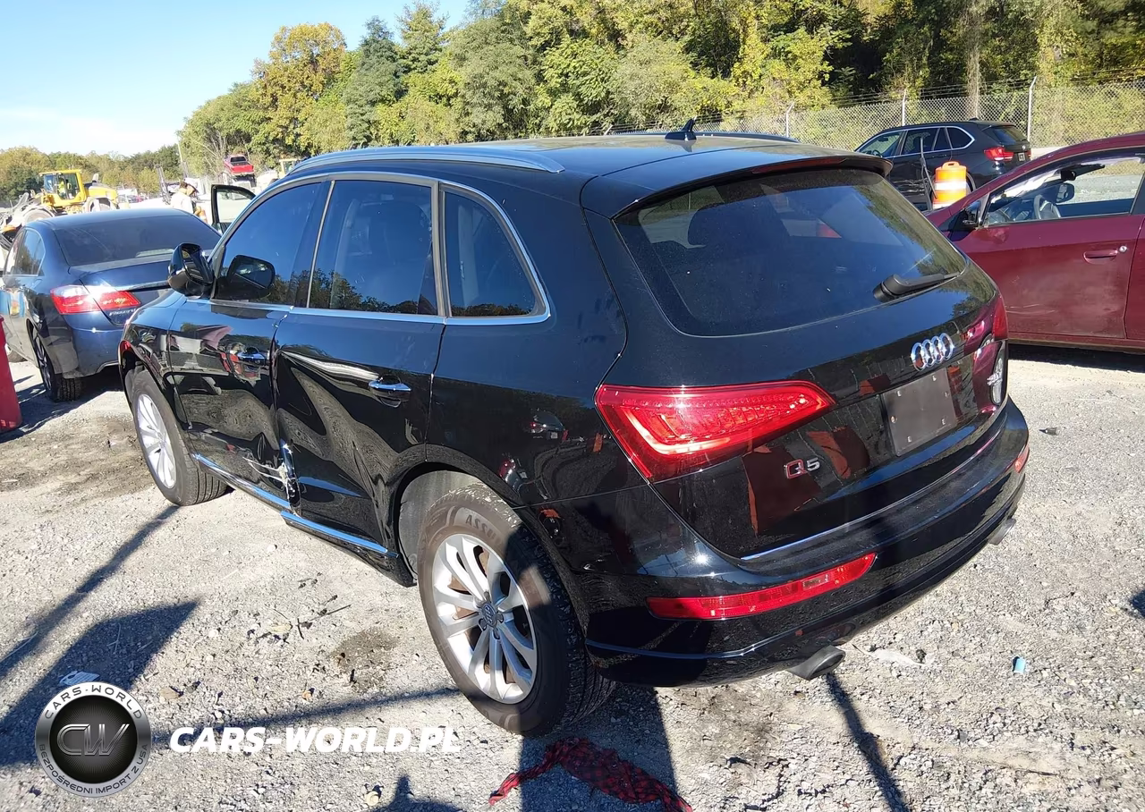 2015 Audi Q5 Premium Quattro 2.0T Premium VIN:WA1CFAFP4FA060415 - 3