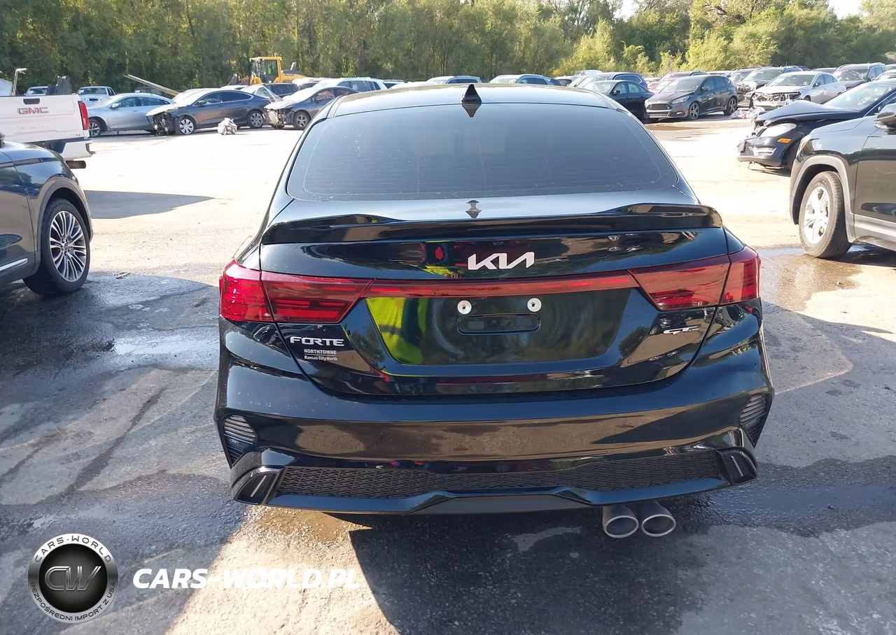 2023 Kia Forte Gt-Line VIN:3KPF54AD8PE573413 - 16