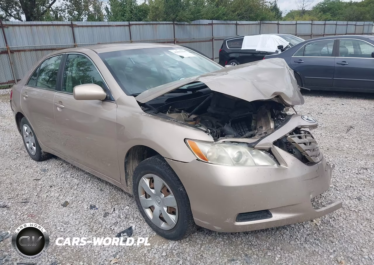 2009 Toyota Camry Le – zdjęcie 1 z 16