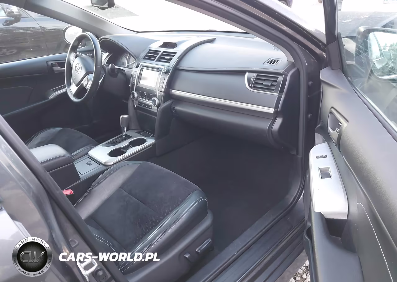 2013 Toyota Camry Se VIN:4T1BF1FK3DU670013 - 17