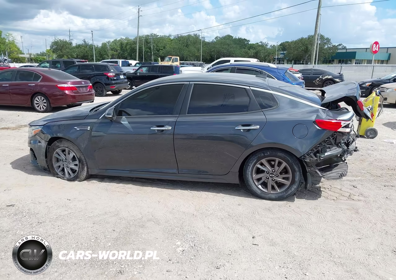 2020 Kia Optima Lx VIN:5XXGT4L38LG404007 - 15
